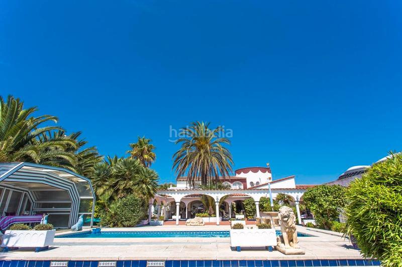 Foto eef019bf-5546-47cd-ad42-47f9777155f1. Haus mit heizung parking pool in Port Grec - Port Moxó Empuriabrava
