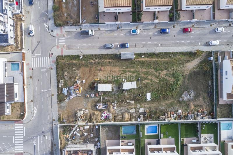 Foto b1469586-7be6-49d6-8038-8bd0eea013e3. Terreny residencial a Vilafant
