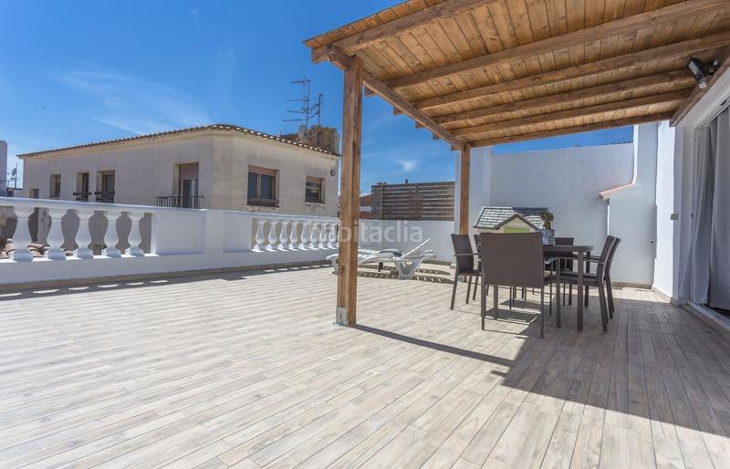 Foto 33d691a0-a36a-45d9-bfd9-31e618d54a5e. Haus mit parking in Centre Roses