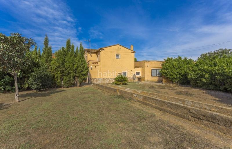 Foto 229dd221-a570-4711-9ee8-31465338bd66. Casa  con vista a zonas verdes en Castelló d´Empúries