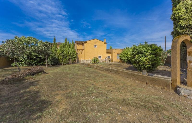 Foto ce4c70a9-4f79-49e1-8e14-408ffe062620. Casa  con vista a zonas verdes en Castelló d´Empúries