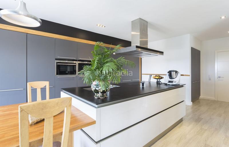 Foto c95187b1-1cd1-4b90-ac3a-296cab4a2be8. Casa bonita con mucho estilo en Pau