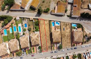 Terreny residencial a Vila-sacra. Terreno edificable cerca de figueres