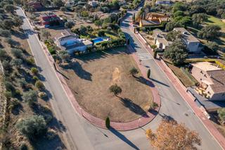 Terreny residencial a Peralada. Terreno de 1.593 m² en golf de peralada