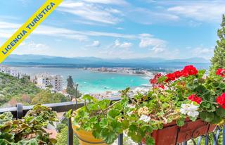 Maison dans Carrer pau vila 17. Casa con vistas al mar y apartamento independiente