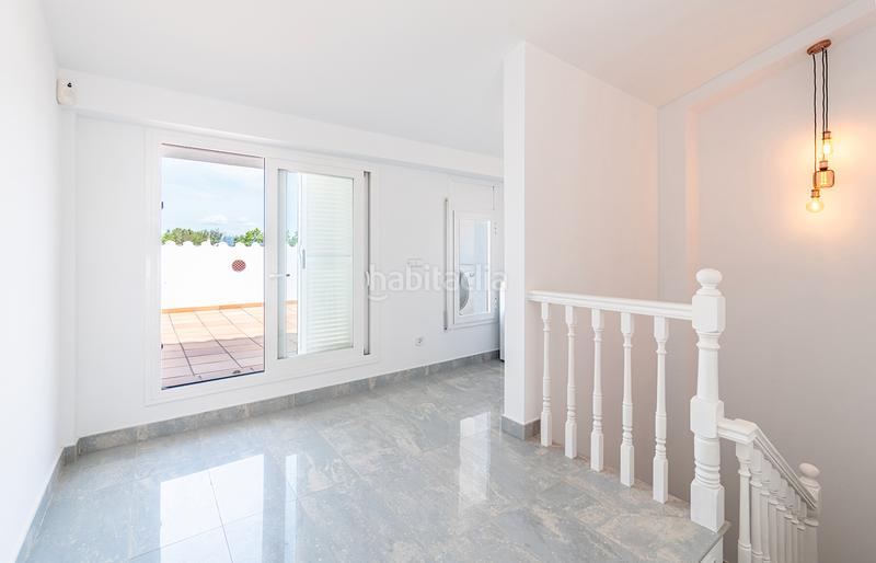 Foto e77a732f-8998-4e9a-b14d-fa12eef9ce73. Casa con parcheggio in Port Grec - Port Moxó Empuriabrava