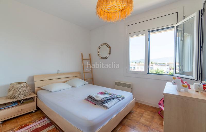 Foto 129d075c-8c82-46d1-a134-8b12c44c7206. Apartamento  con amarre y vistas al canal en Empuriabrava