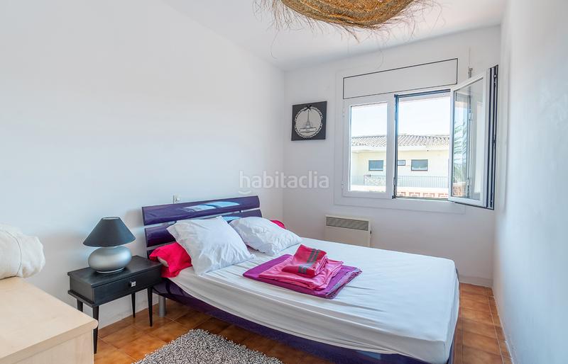Foto 8e51e60d-4c96-46f1-9e30-e740568335fb. Apartamento  con amarre y vistas al canal en Empuriabrava