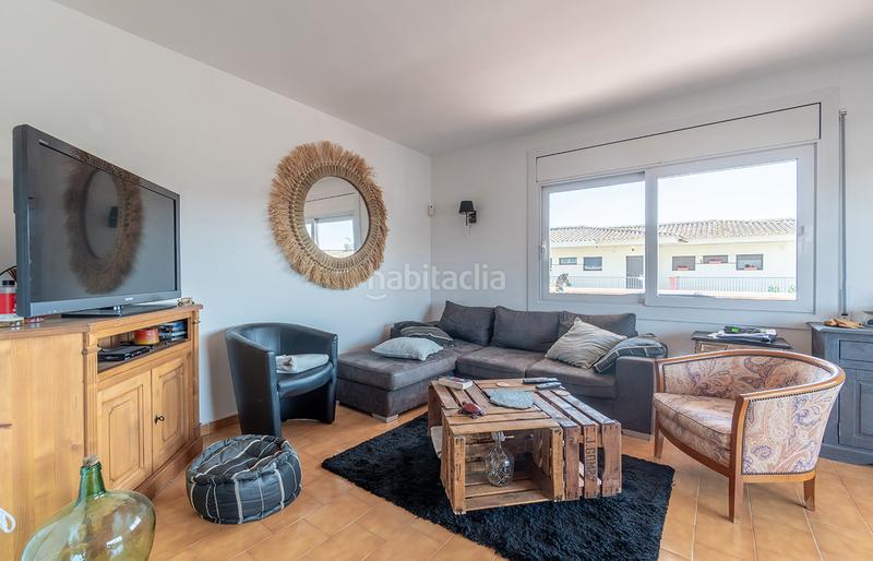 Foto f1c5b805-8192-4be4-bfed-075babaacbb6. Apartamento  con amarre y vistas al canal en Empuriabrava