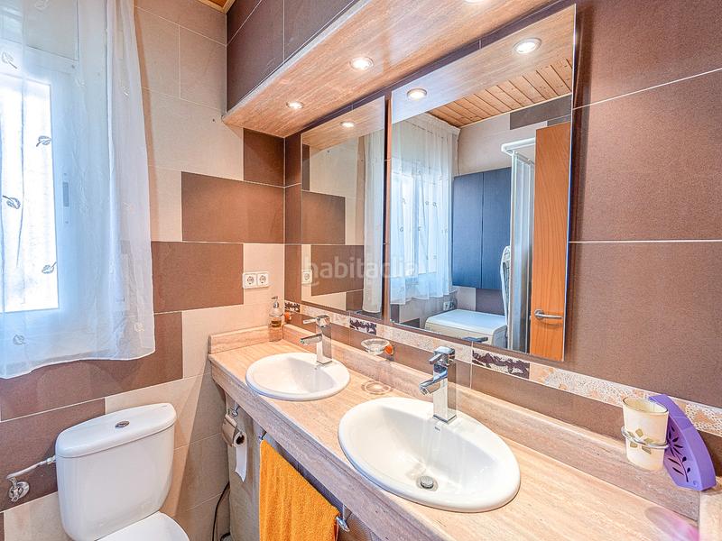 Foto 373c3795-b4c9-4386-8ac9-8f65ed659eef. Casa  en comunidad con piscina y amarre en Tordera - Fluvià - Llobregat Empuriabrava