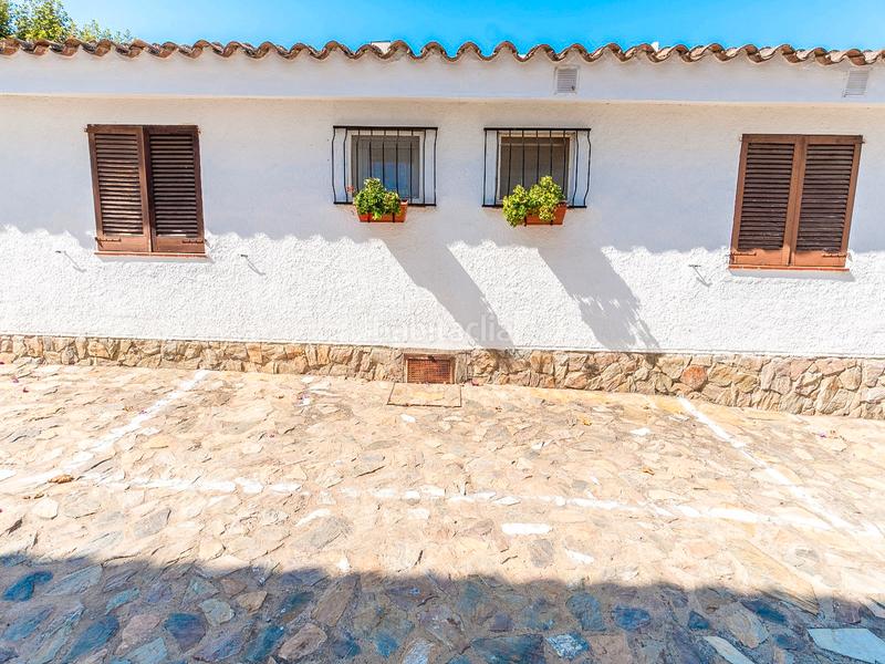 Foto 4da7b586-fa61-4652-a701-91f4452111fa. Casa  en comunidad con piscina y amarre en Tordera - Fluvià - Llobregat Empuriabrava
