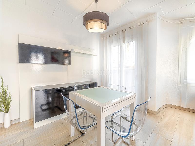 Foto 84e90fc1-3636-42f3-b10a-dec2d10f07c4. Chalet in carrer Montgrí 58 in Montgrí Empuriabrava