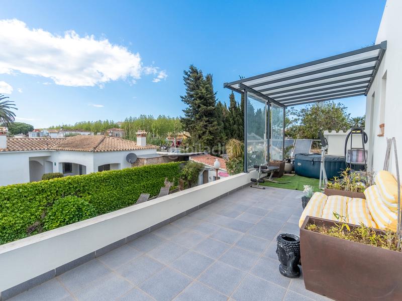 Foto 62550846-7b4e-43ea-9419-b65a594e012d. Casa villa a 5 minutos de la playa en Carmençó Empuriabrava