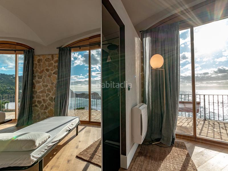 Foto 6e7eeaad-b338-4953-b932-e2246d588ed4. Piso dúplex exclusivo en primera línea de mar en Aiguafreda-Sa Tuna Begur