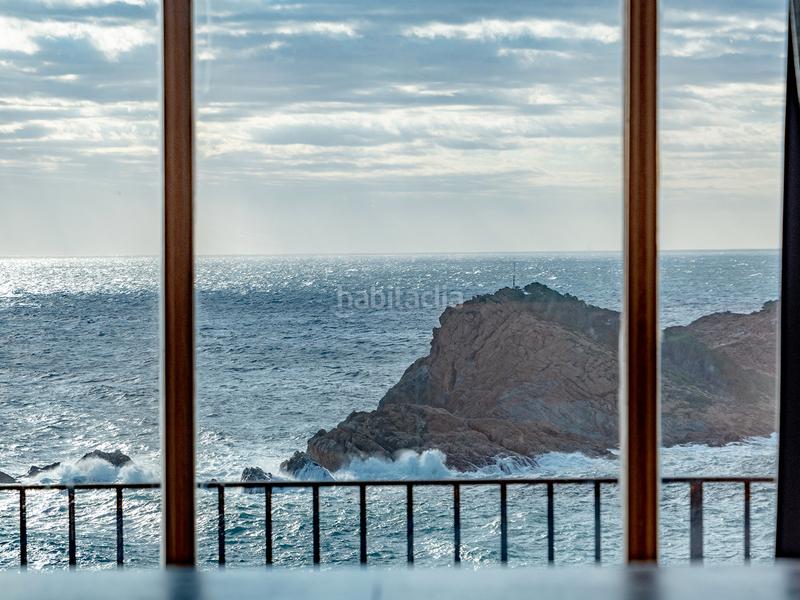Foto c11ded3f-093d-4d69-9887-3d20b8ae95ec. Piso dúplex exclusivo en primera línea de mar en Aiguafreda-Sa Tuna Begur