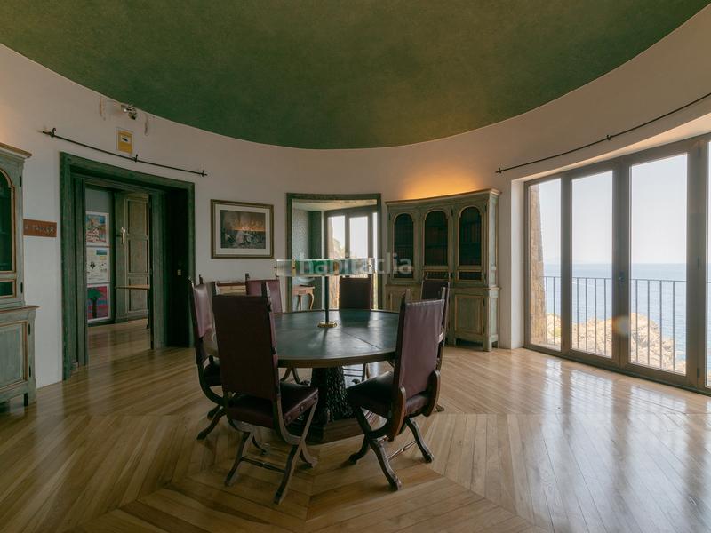 Foto ea9bdfbe-640c-4a4d-9699-5cef769a40d8. Piso dúplex exclusivo en primera línea de mar en Aiguafreda-Sa Tuna Begur