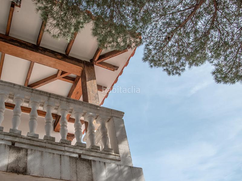 Foto b58c13a1-d88b-457e-ac88-92d5513d030d. Casa villa con vistas al mar, piscina y pista de tenis en Begur