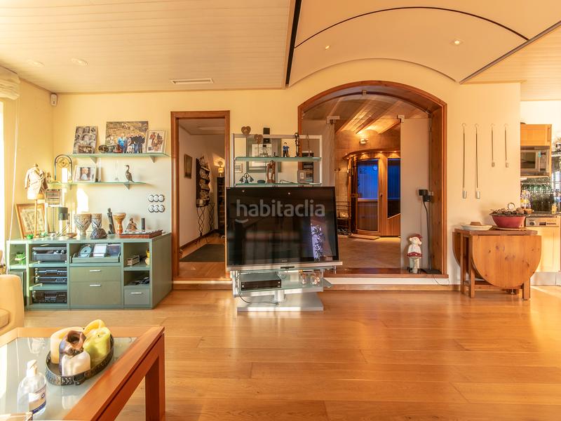 Foto f704ea3d-daa1-4bd7-a0d1-5f713f9ee257. Casa amb xemeneia calefacció aparcament piscina a Tamariu