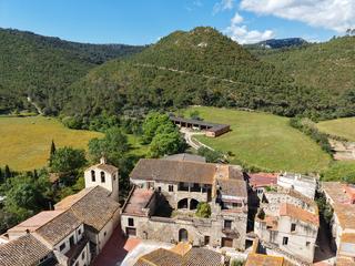 Casa a Boadella i les Escaules. Masía medieval del siglo xv en el corazón de boadella i les esca