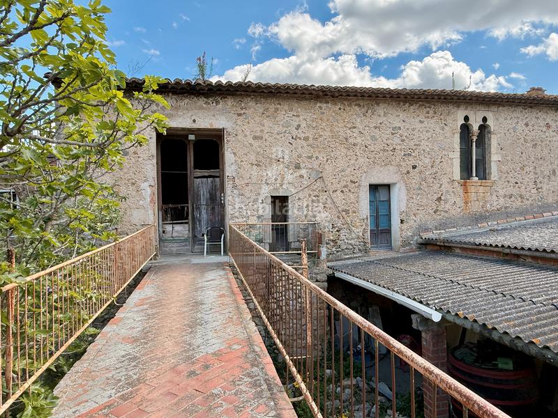 Foto 58bfe236-09fe-4148-bd50-abb4139c7b99. Casa masía medieval del siglo xv en el corazón en Boadella i les Escaules