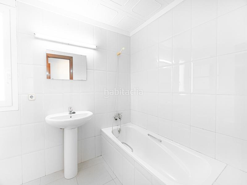 Foto 3e46afa6-4056-46ef-892a-c06faafec95a. Appartement avec chauffage dans Centre Roses