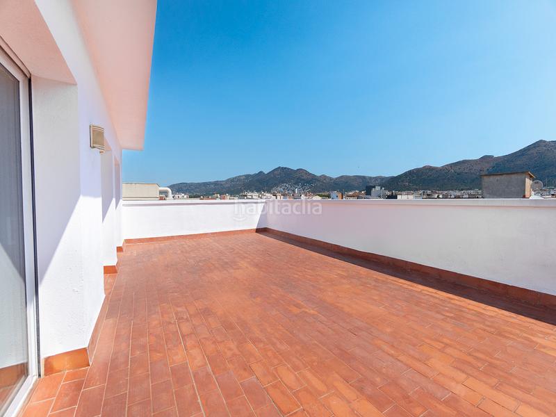 Foto d1dd7b76-e5ba-438b-95a5-7b77641b3c72. Appartement avec chauffage dans Centre Roses