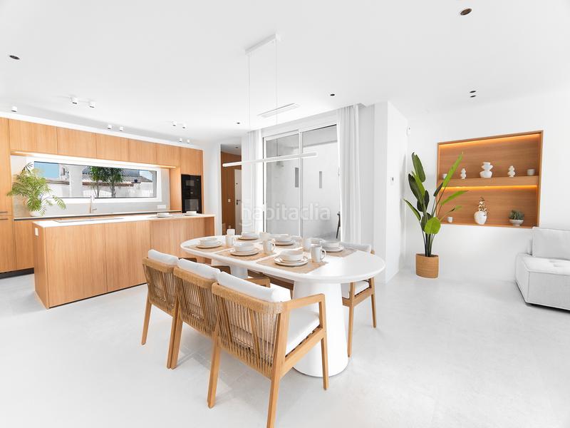 Foto 32b44174-639a-46cd-bc33-f8b539c354b9. Casa espectacular casa en planta baja totalmente renovada con amarre de 15 metros en Empuriabrava