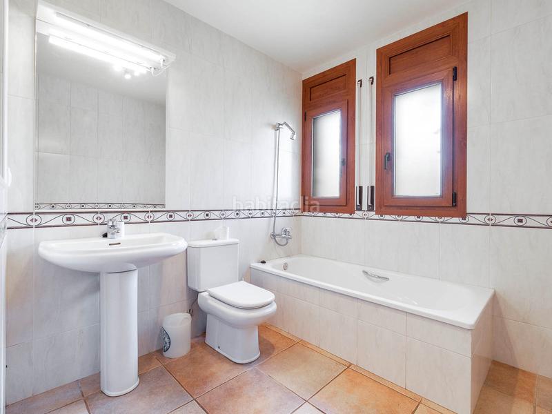 Foto 61419bc7-e13d-454a-b467-2286462ec31a. Casa con camino riscaldamento parcheggio piscina in Peralada