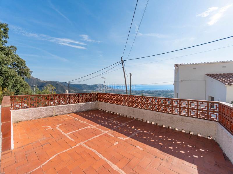 Foto 9afb3b01-378d-4b2e-87ec-4015bf1317c3. Maison avec cheminée dans Nord Roses