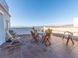 Etagenwohnung  Carrer muga-delta 9. Apartamento a 50 metros de la playa con hermosas vistas