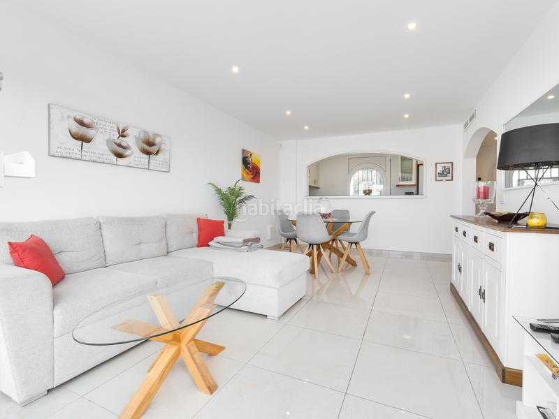 Foto 334f31bd-fe23-4035-ad40-b1d985dcf1db. Maison avec parking piscine dans Sant Maurici Empuriabrava