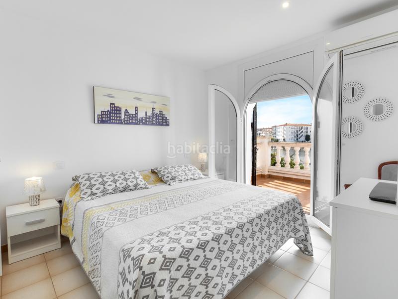 Foto 997edf9d-f528-4be4-b055-6b67a657fc8d. Maison avec parking piscine dans Sant Maurici Empuriabrava