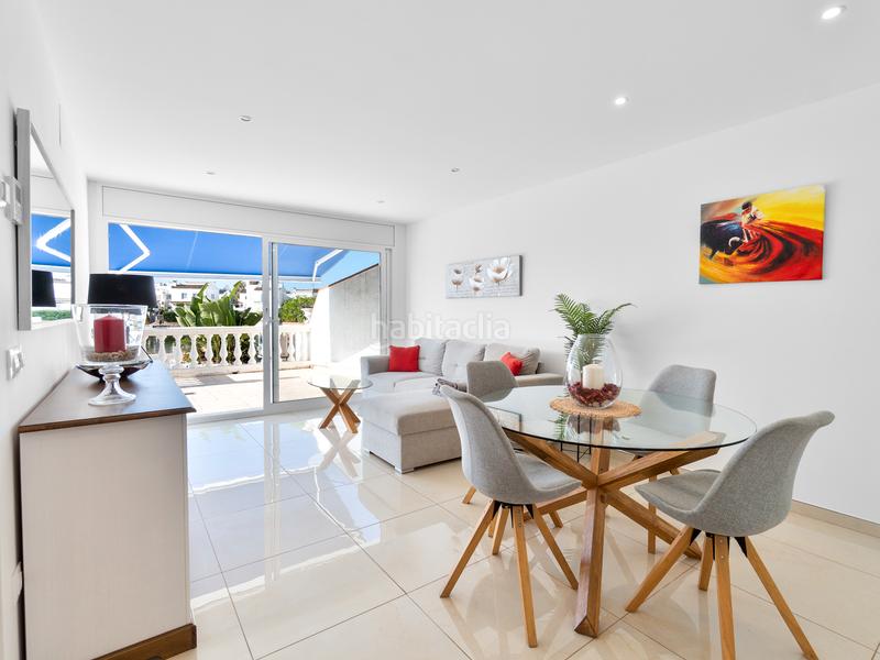 Foto ead0ce6f-db03-497c-8f4d-f526de6b04d8. Maison avec parking piscine dans Sant Maurici Empuriabrava