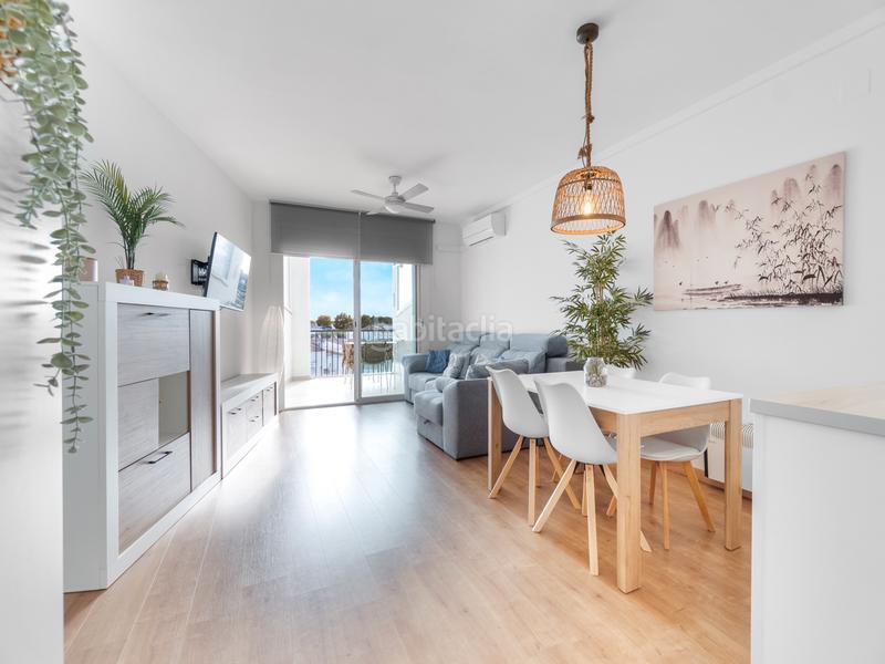 Foto 17d1b452-5cc7-4d67-8764-0e3f715ad2b4. Appartement avec chauffage piscine dans Sant Maurici Empuriabrava