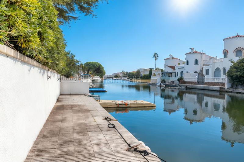 Foto 2a52581a-6a43-4995-b42b-3a95462fc642. Appartement dans carrer flamicell 16f dans Sant Maurici Empuriabrava