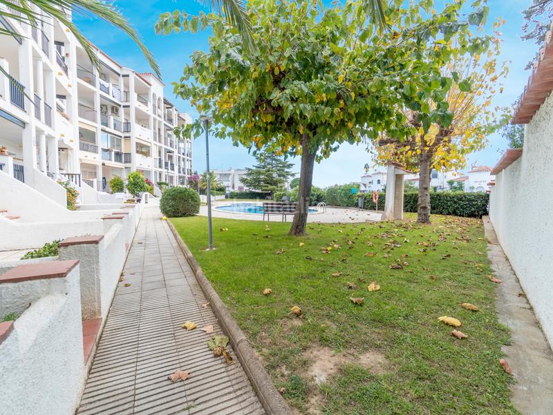 Foto 35aa5f2d-ea3f-4a84-95f1-6d0222e6d47f. Appartement avec chauffage piscine dans Sant Maurici Empuriabrava