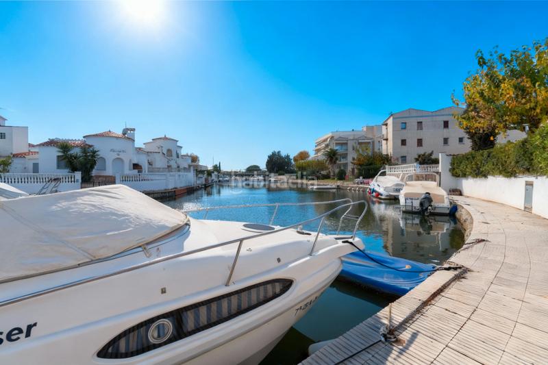 Foto 8f14d6b2-5299-4f6f-ba35-e2ea6909f391. Appartement dans carrer flamicell 16f dans Sant Maurici Empuriabrava