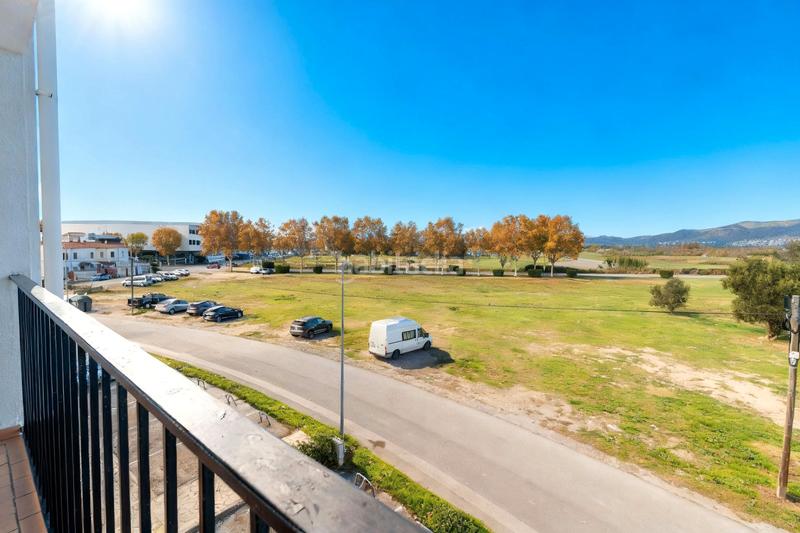 Foto 98c7f517-cf15-432c-a3ae-fe0276e18142. Appartement dans carrer flamicell 16f dans Sant Maurici Empuriabrava