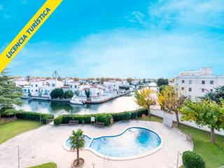 Pis  Carrer flamicell 16f. Apartamento con piscina, hermosas vistas y licencia turística