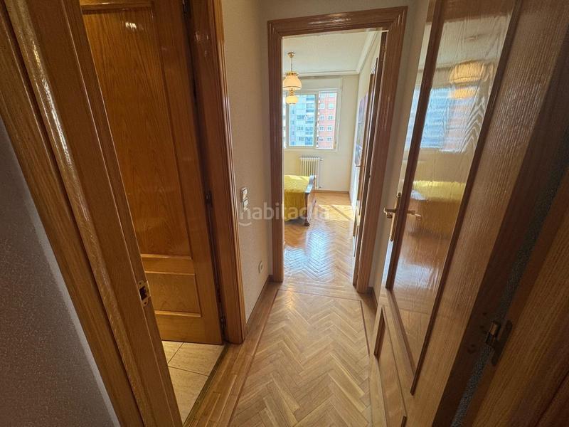 Foto ef77ba92-d92d-46d2-b44d-7260706cafab. Piso en Costillares Madrid