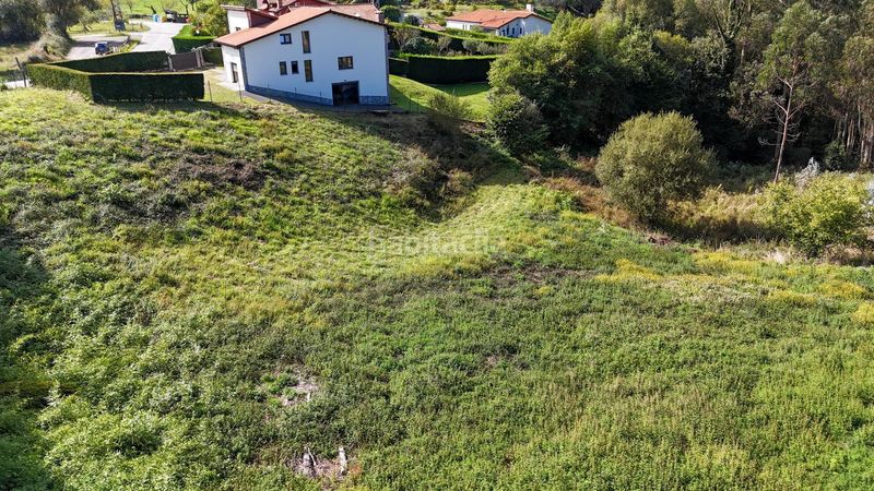 Foto dd81bb3c-468f-4522-812f-060d89d3c9aa. Terreny residencial a Ribadesella