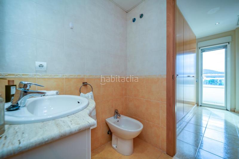 Foto 072eea75-209c-4a32-b79a-0101053dd8f8. Àtic amb calefacció aparcament piscina a Centro Urbano Dénia