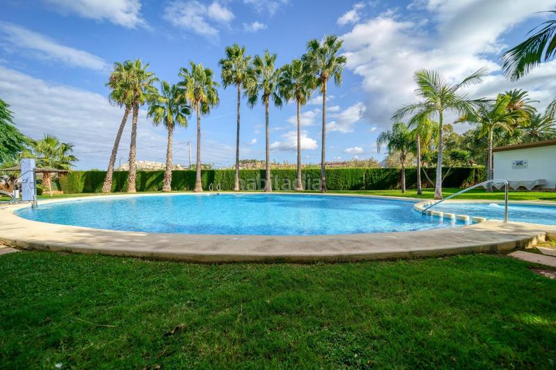 Foto 4c266d45-2fe0-41aa-9e0a-0b2473f5a58d. Àtic amb calefacció aparcament piscina a Centro Urbano Dénia