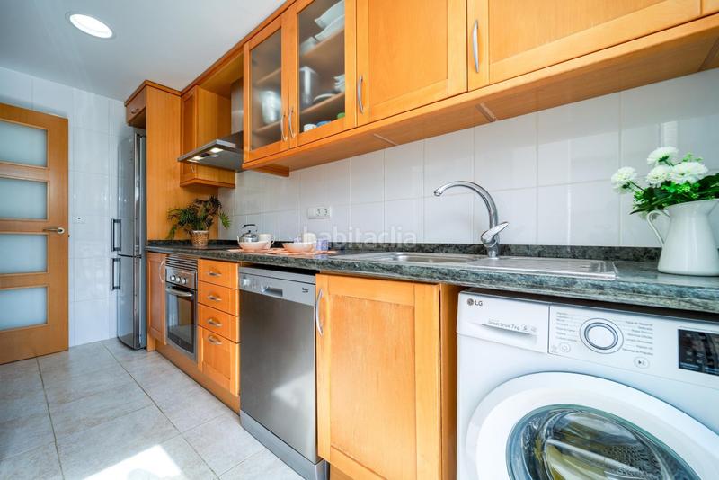 Foto a083b0a6-66d2-4ebd-9cf2-4ed89f9b5abf. Penthouse with heating parking pool in Centro Urbano Dénia