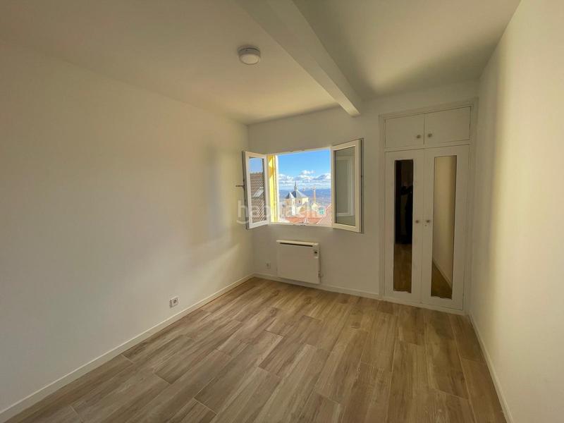 Foto a325aa90-d971-4ede-8bd2-34ce07a37318. Piso en Centro-Casco Histórico San Lorenzo de El Escorial