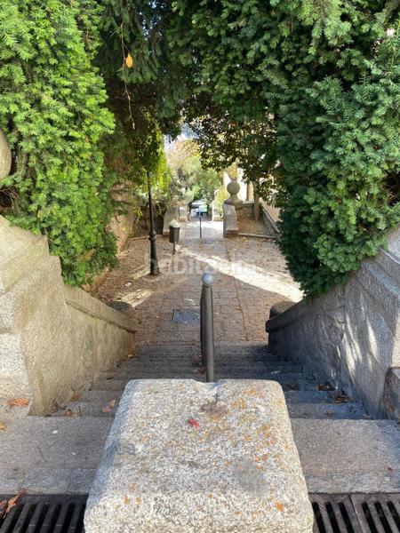 Foto c29bc7fb-dbc9-40e9-9ac1-6e13a67f129a. Piso en Centro-Casco Histórico San Lorenzo de El Escorial