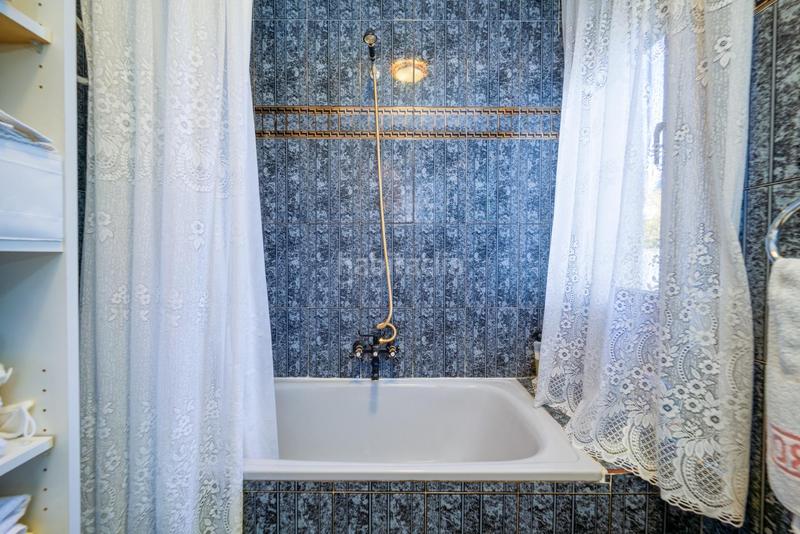 Foto 644a750c-f919-4849-add0-a77bf5b01aec. Chalet con riscaldamento parcheggio piscina in Cerro Alarcón Valdemorillo