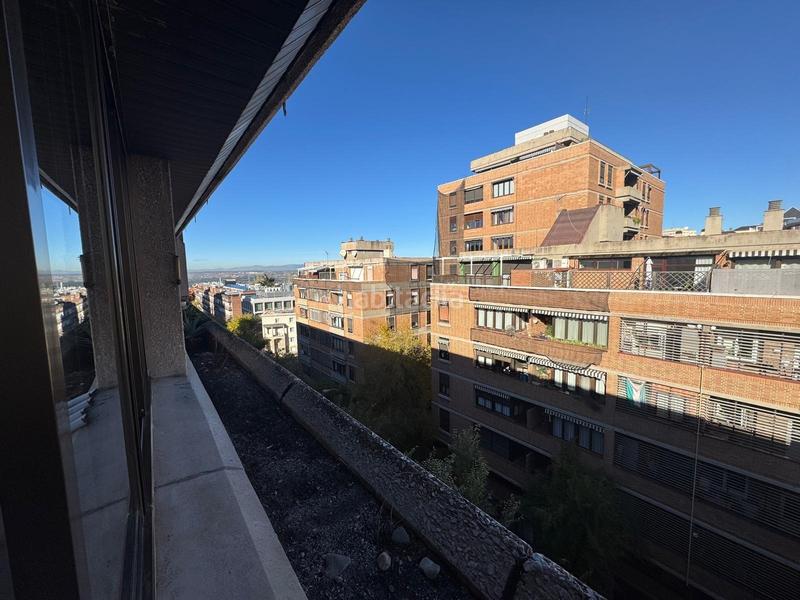 Foto b4466e27-a4f3-48b6-8d39-0f51afe1a174. Attico con riscaldamento in Vallehermoso Madrid