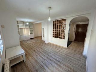 Etagenwohnung in Apóstol Santiago