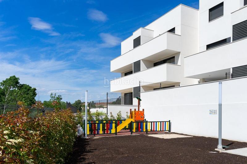 Foto f0e46e65-764a-4f25-af9b-6cfef35e0aa8. Piso en Valdepastores-Las Encinas Boadilla del Monte